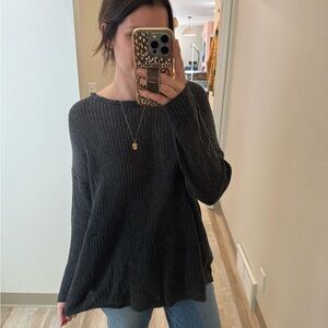 Brandy Melville Comfy Women's Charcoal Knit Sweater Lightweight